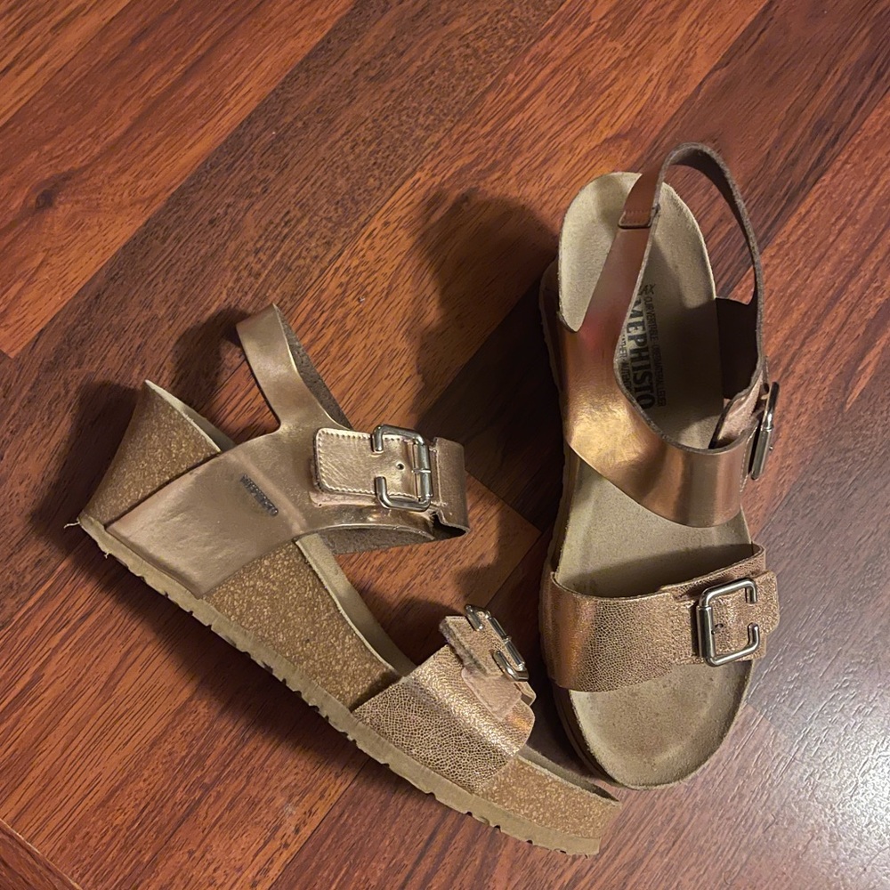 MEPHISTO Leather Double Strap Wedges - Lissandra